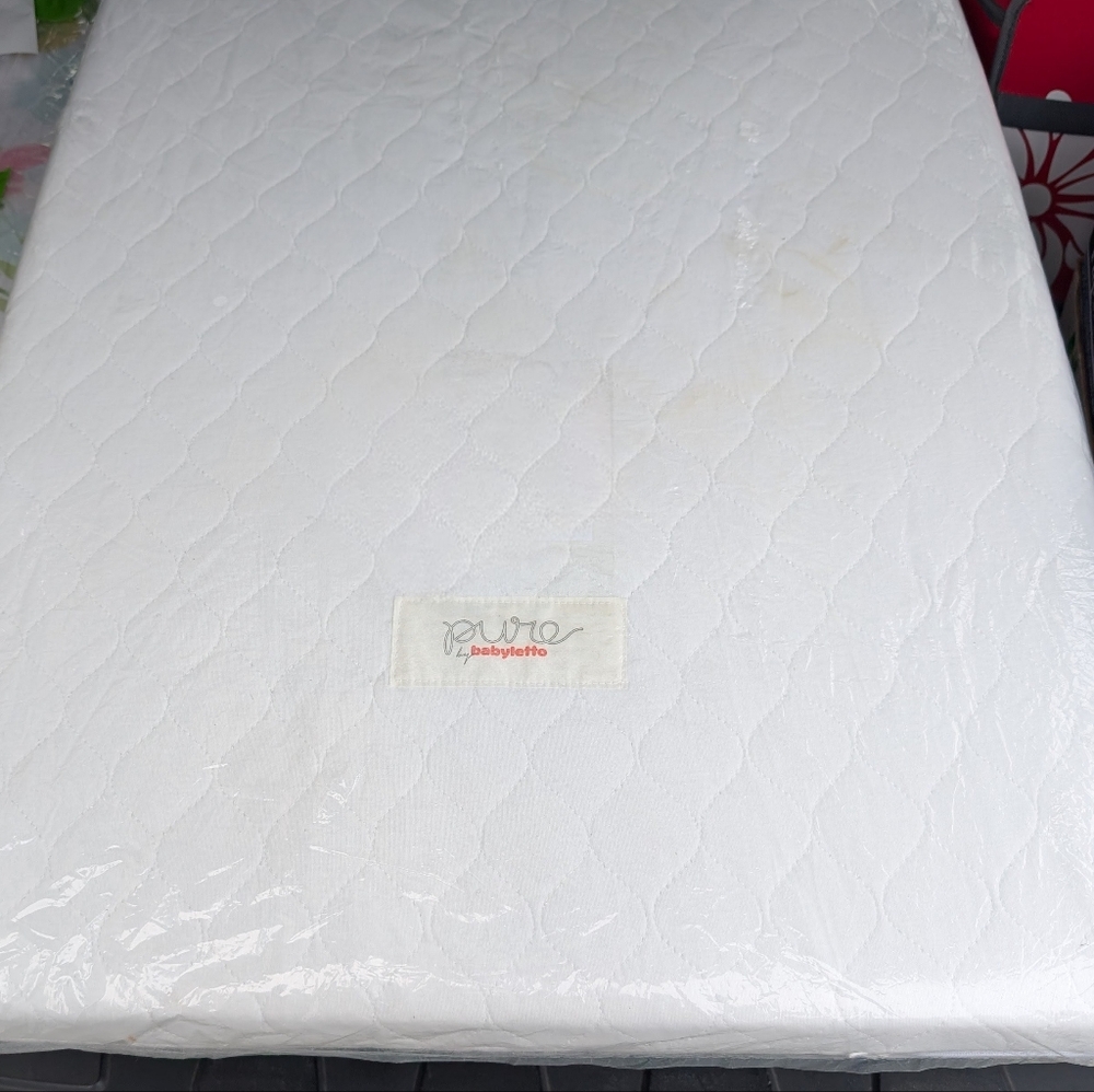 {SU} Pure Mini Crib Mattress